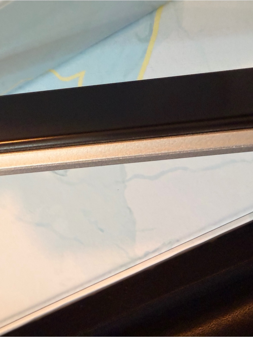 Aria Digital Hair Straightener - Silver - Picture 5 of 8